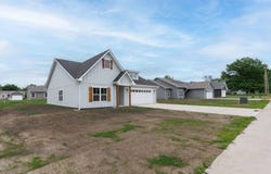512 Catalpa St, Independence, KS 67301