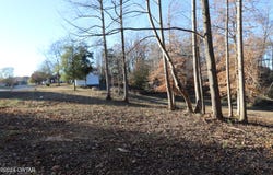 65 Countryway Drive, Jackson, TN 38305