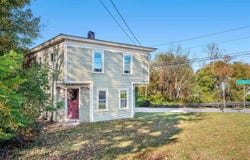 21 River Road W, Johnson, VT 05656