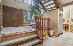 906 Heritage Lane, Akron, OH 44333