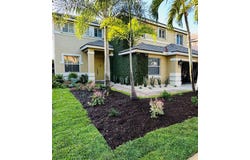 1048 SE Sunflower Cir, Weston, FL 33327