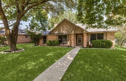7701 Seascape Drive, Rowlett, TX 75088