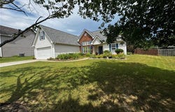 1040 Brushystone Drive, Loganville, GA 30052