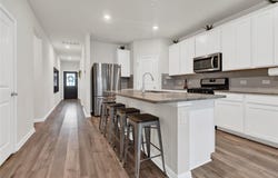 202 Grapefruit RD, Hutto, TX 78634