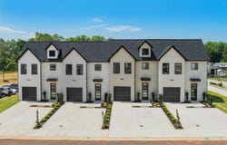 8 Taverly Drive, Greenville, SC 29605
