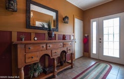 19 Meadow Road, Hudson Falls, NY 12839