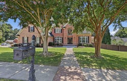 1098 Harbor Point Drive, Soddy Daisy, TN 37379