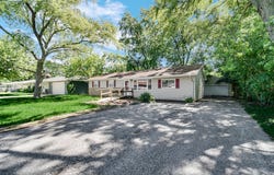 7713 Hendricks Place, Merrillville, IN 46410