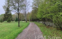 894 US 141, Crystal Falls, MI 49920
