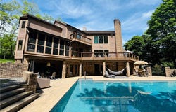 35560 Ridgeway Lane, Willoughby, OH 44094