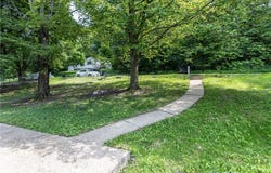 1301 Wade St, Aliquippa, PA 15001