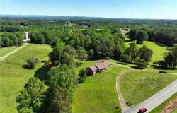 2952 NC 268, Pilot Mountain, NC 27041