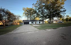 109 MOCKINGBIRD LN, Linden, TX 75563