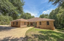 100 Overview Drive, Crestview, FL 32539