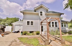 927 8th Avenue N, Saint Cloud, MN 56303
