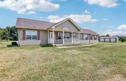 1518 Old Ripley Road, Sorento, IL 62086