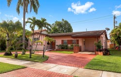 8410 SW 16th St, Miami, FL 33155