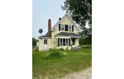 6 Mitchell Lane, Gouldsboro, ME 04607