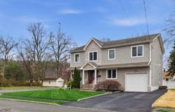 122 Kipling Ave, Springfield Twp., NJ 07081-3216