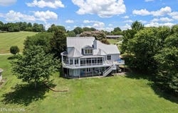178 Marble Bluff Drive, Kingston, TN 37763