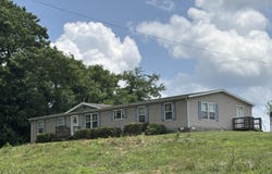 2317 Liberty Rd, Milton, KY 40045