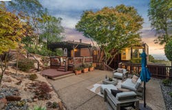 1085 STERLING AVE, Berkeley, CA 94708