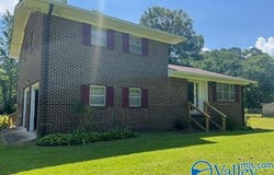 1426 Cove Creek Drive, Glencoe, AL 35905