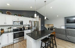 909 9th Avenue NE, Kasson, MN 55944