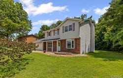 953 Long Branch Road, Troy, IL 62294