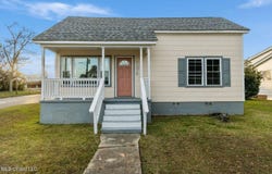 104 N 14th Avenue, Laurel, MS 39440