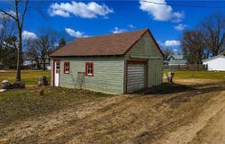 131 E Schlieman Avenue, Appleton, MN 56208