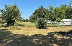 1017 N Spring, Grand Saline, TX 75140