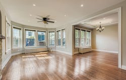 2946 N Pine Grove Avenue, Chicago, IL 60657