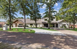 102 Shadywood Place, Enchanted Oaks, TX 75156