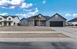 4134 W Cotton Valley Cir, Thatcher, AZ 85552