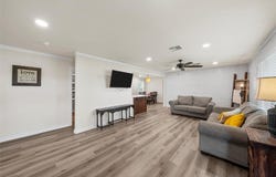 10025 Cedar Rock Parkway, Crawford, TX 76638