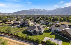 10045 N VINEYARD CT. W, Highland, UT 84003