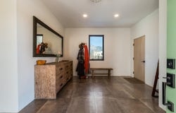 177 Upper Las Colonias Road, El Prado, NM 87529-0000