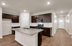 127 Sky Meadows Cir, San Marcos, TX 78666