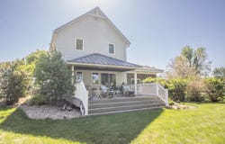 2003 Pondside Lane, Rock Valley, IA 51247