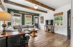 43 Jarves Street, Sandwich, MA 02563