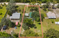 916 NE 821st St, Old Town, FL 32680