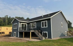 286 Weston Rd, Holmen, WI 54636