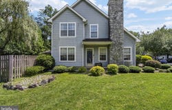41 HAYMARKET COURT, CRANBURY, NJ 08512