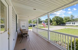 124 HODGE ST, STUARTS DRAFT, VA 24477