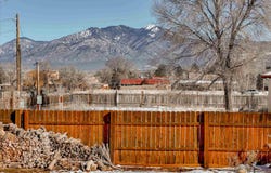 10 Medina Ln, Ranchos de Taos, NM 87557