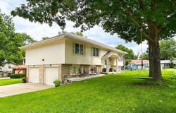 2205 S 161st Circle, Omaha, NE 68130