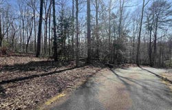 385 Country Oak Road, chesnee, SC 29323