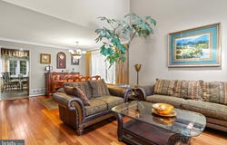 400 LAURA LANE, PHILADELPHIA, PA 19116