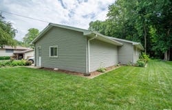 748 E POPLET HOLLOW Road, Peoria, IL 61614